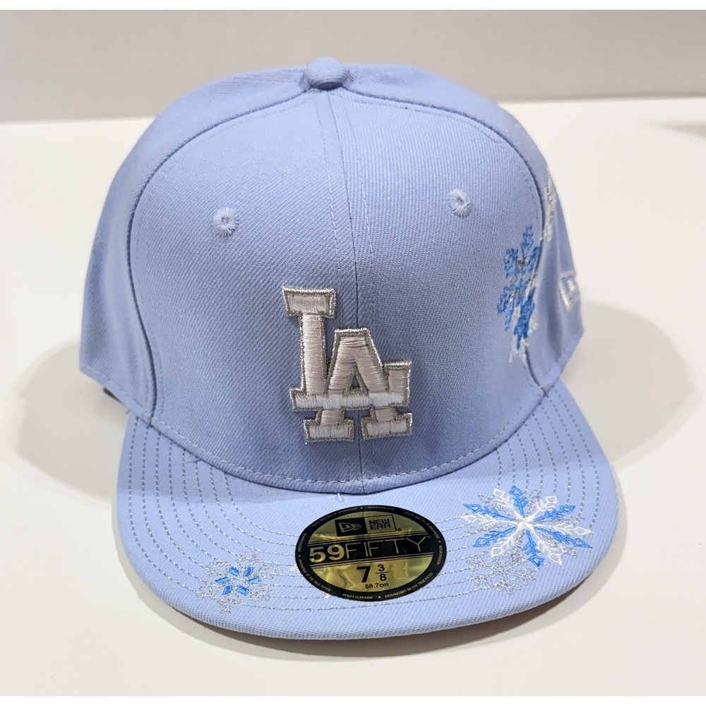 NEW ERA 59FIFTY - Fitted LA Dodgers Snowflake Cooperstown Hat - Size 7 3/8 - NEW